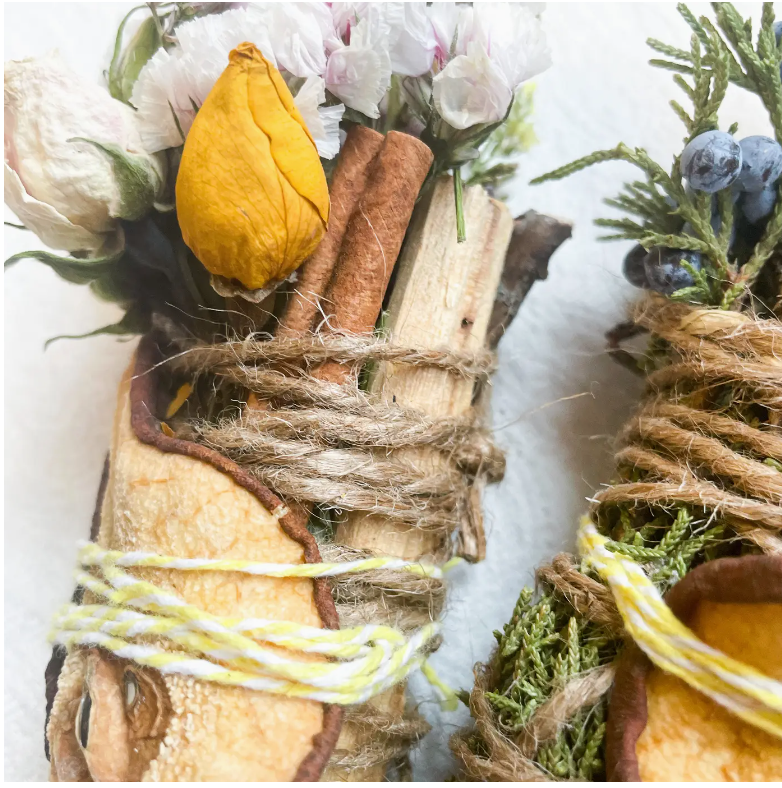 Pear, Palo Santo, Juniper, and cinnamon Smudge Bundle